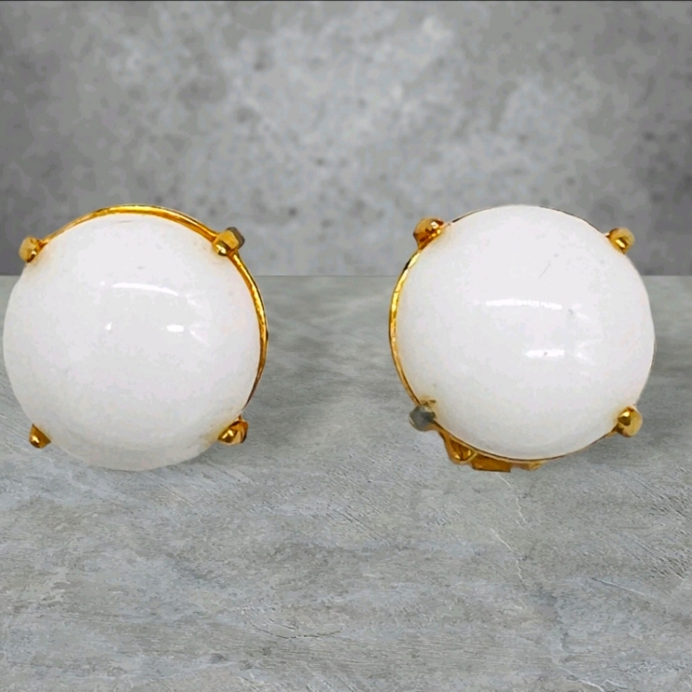 Vintage Hobe Signed Snowy White Lucite Round Button Gold Tone Clip Earrings